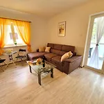 דירה Stelle Baska